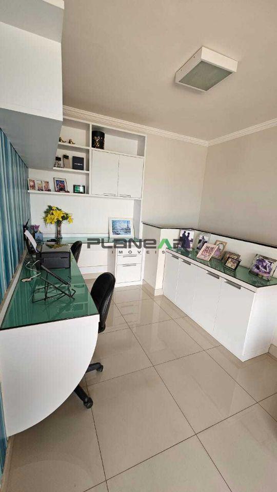 Cobertura, Jardim Riacho das Pedras, 4 Quartos, 2 Vagas, 1 Suíte