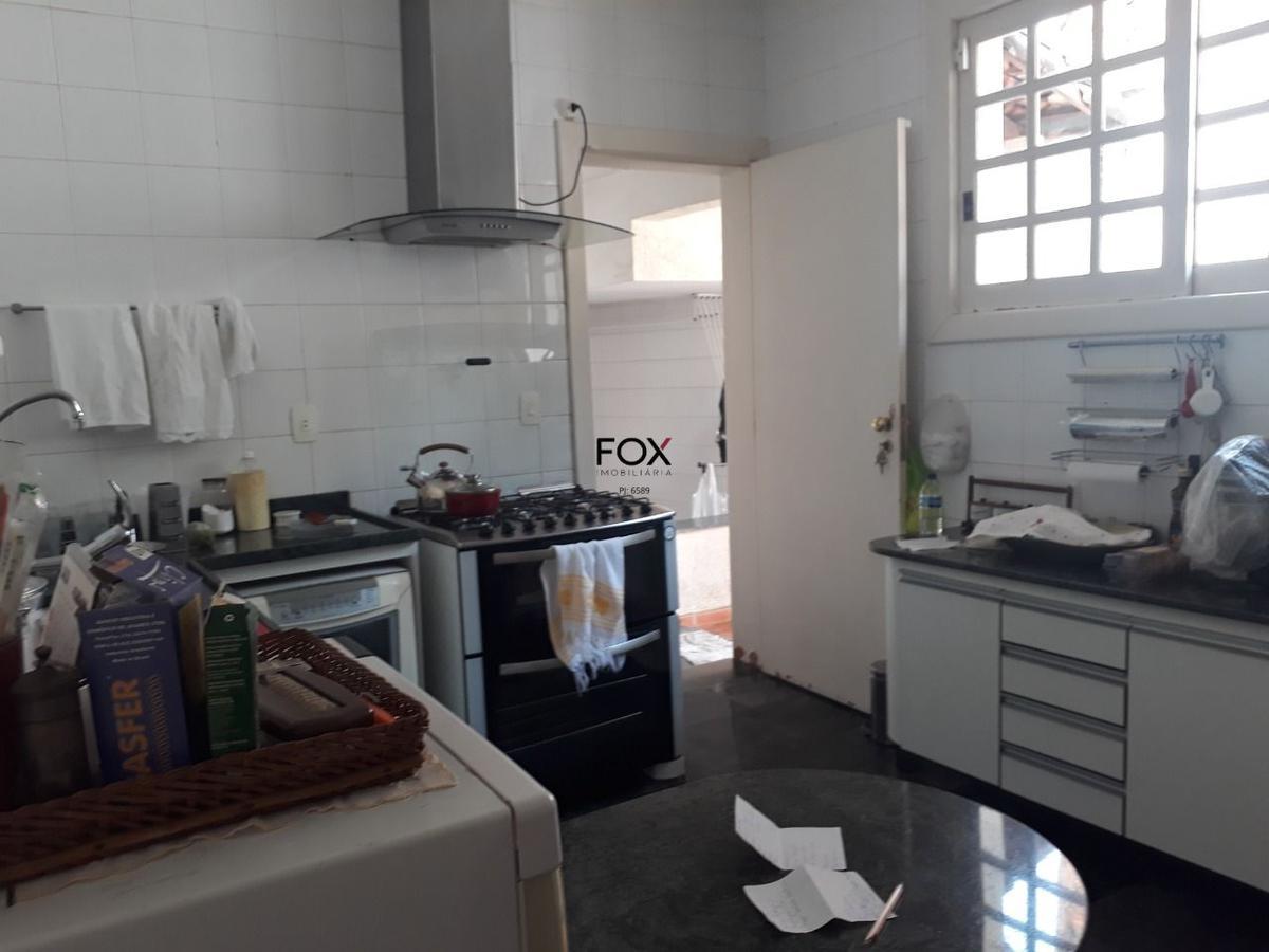 Casa, Santa Lúcia, 3 Quartos, 4 Vagas, 1 Suíte