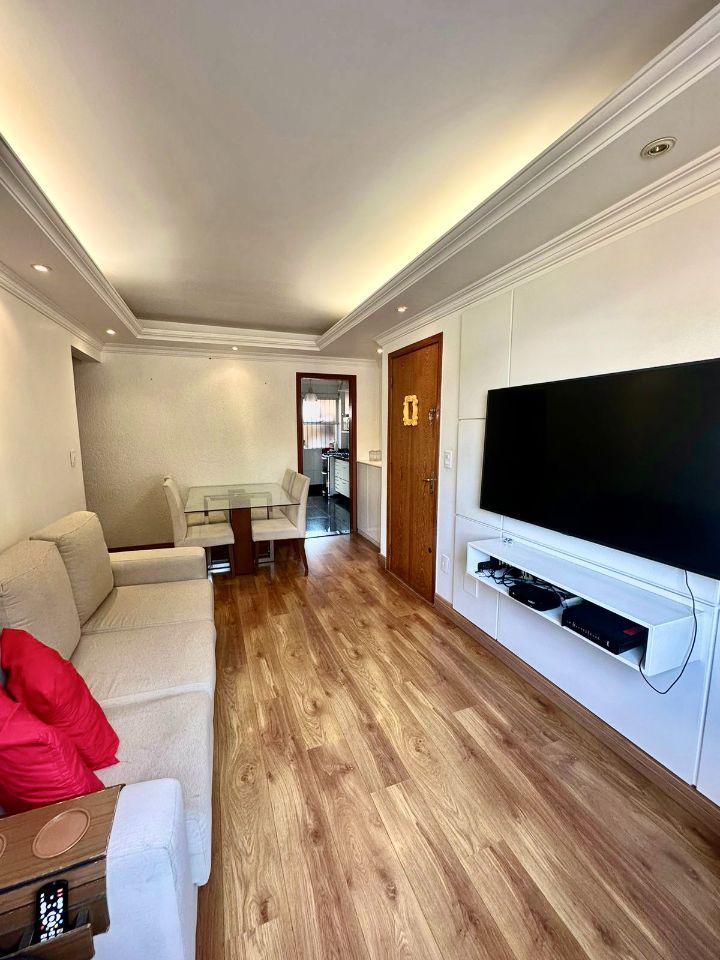 Apartamento, Sagrada Família, 3 Quartos, 2 Vagas, 1 Suíte