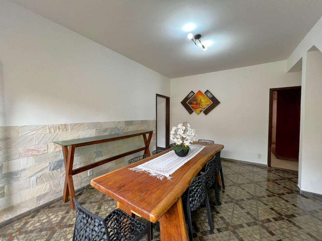 Casa, Planalto, 6 Quartos, 6 Vagas, 2 Suítes