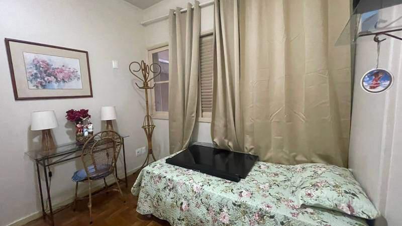 Apartamento, Centro, 4 Quartos, 0 Vaga, 1 Suíte
