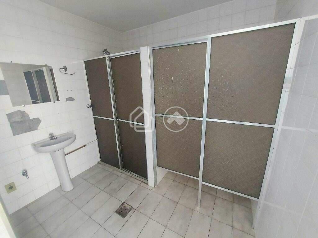 Sala, Estoril, 2 Vagas
