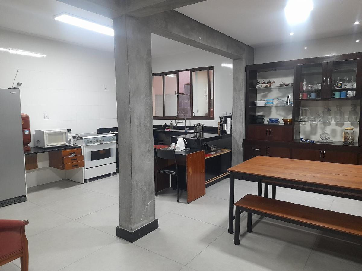Casa, Santa Efigênia, 3 Quartos, 3 Vagas, 2 Suítes