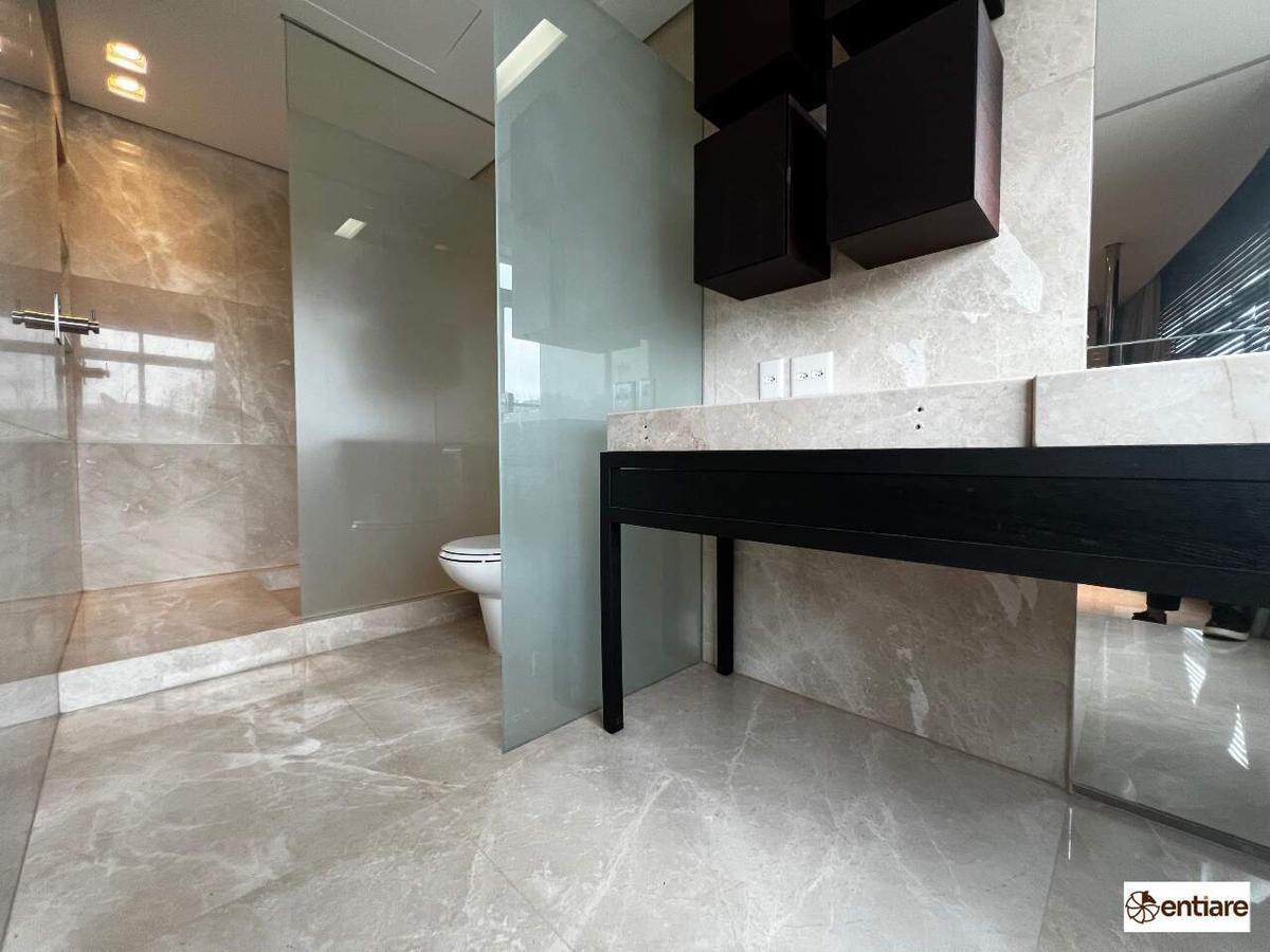 Apartamento, Santa Lúcia, 3 Quartos, 5 Vagas, 3 Suítes