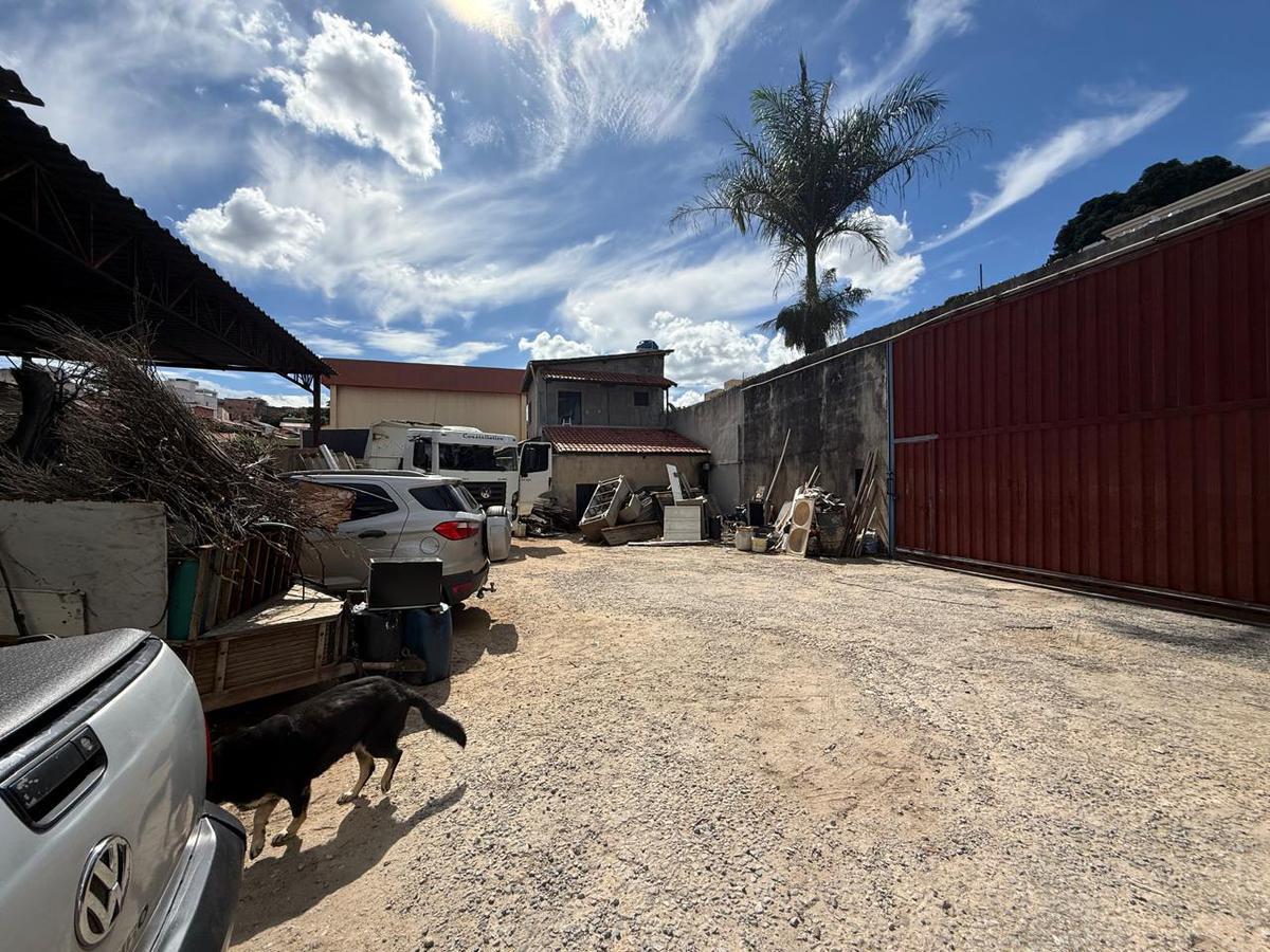 Galpão, Santa Cruz, 0 Quarto, 0 Vaga