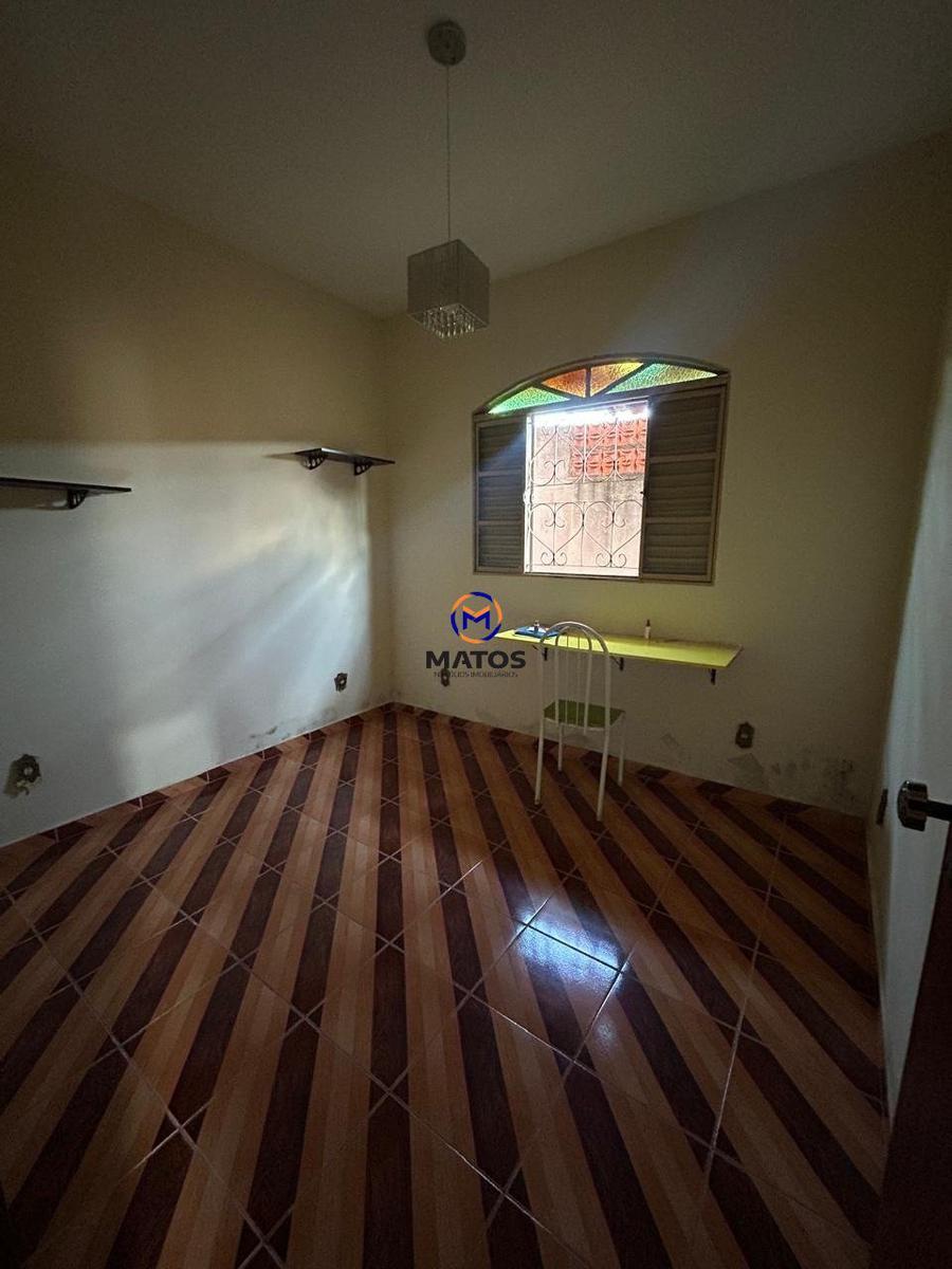 Casa, Belo Vale, 3 Quartos, 2 Vagas, 1 Suíte