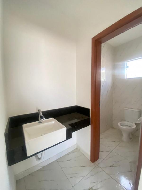 Casa, Masterville, 3 Quartos, 2 Vagas, 1 Suíte