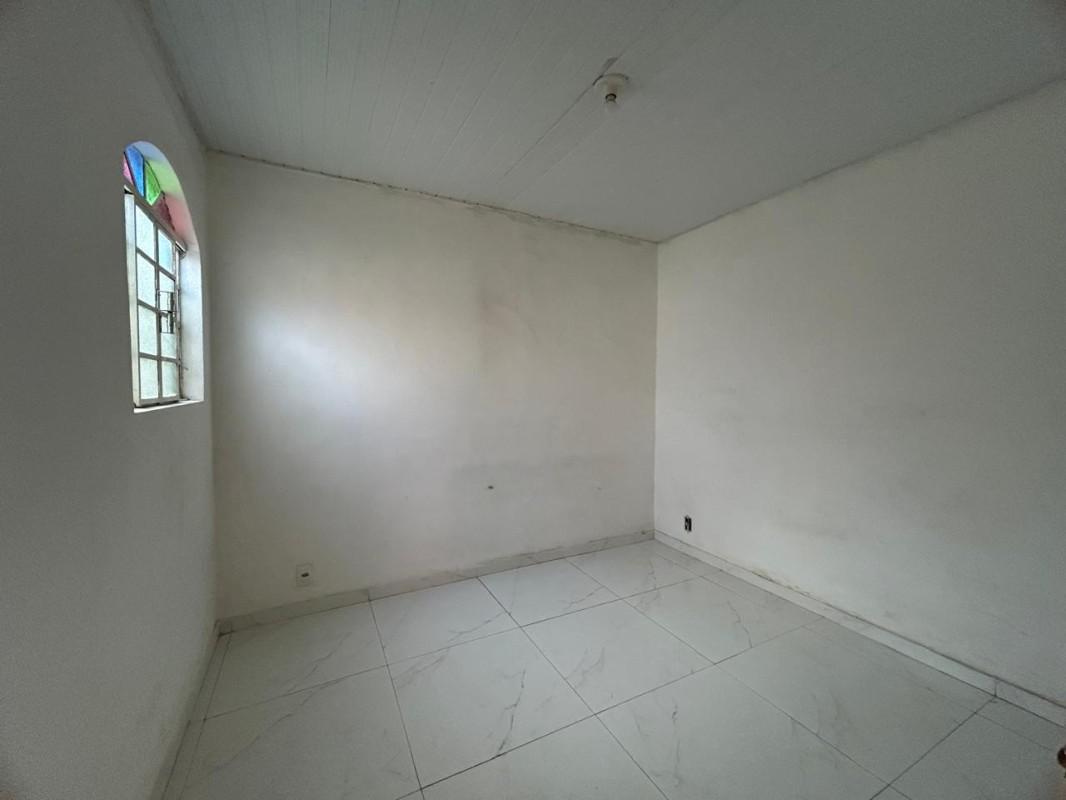 Casa, Carlos Prates, 2 Quartos, 1 Vaga