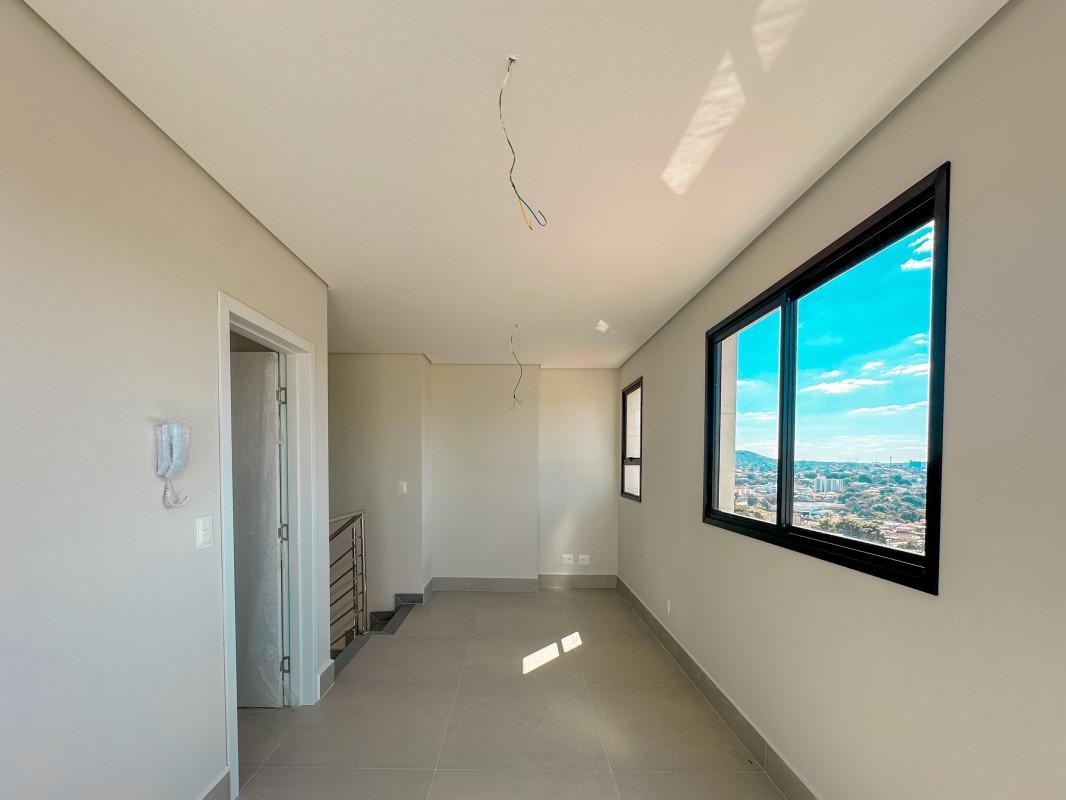 Cobertura, Planalto, 3 Quartos, 2 Vagas, 1 Suíte