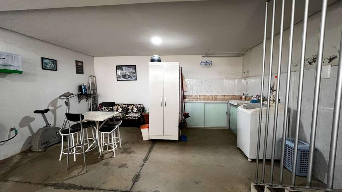 Casa, Santa Efigênia, 3 Quartos, 2 Vagas, 2 Suítes