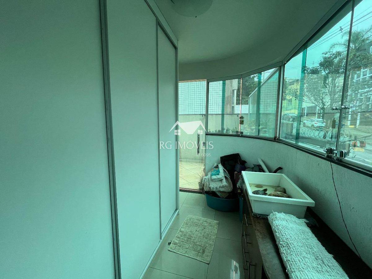Apartamento, Barreiro, 3 Quartos, 2 Vagas, 1 Suíte