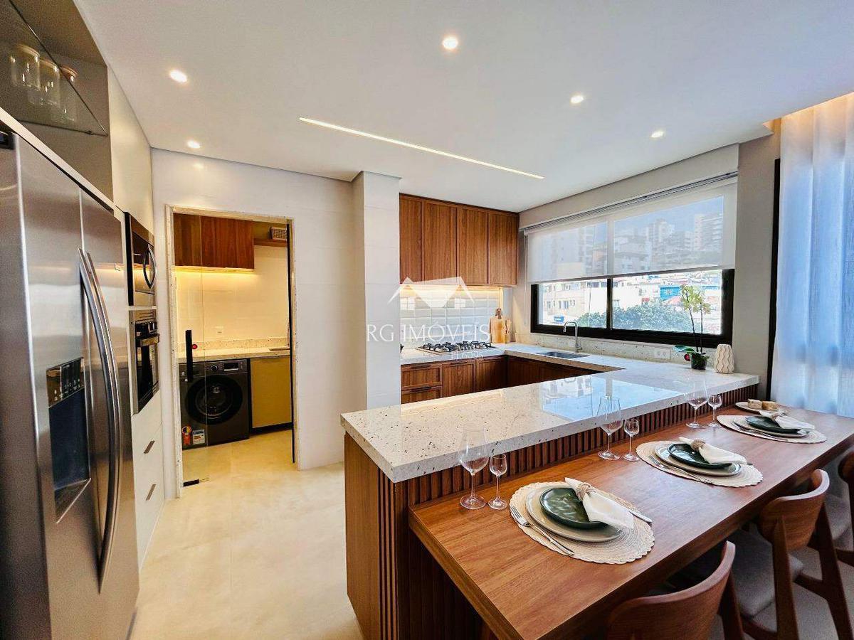 Apartamento, Barreiro, 3 Quartos, 2 Vagas, 1 Suíte