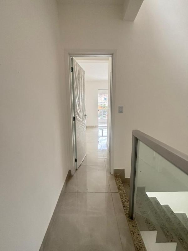 Casa, Floramar, 2 Quartos, 2 Vagas, 2 Suítes