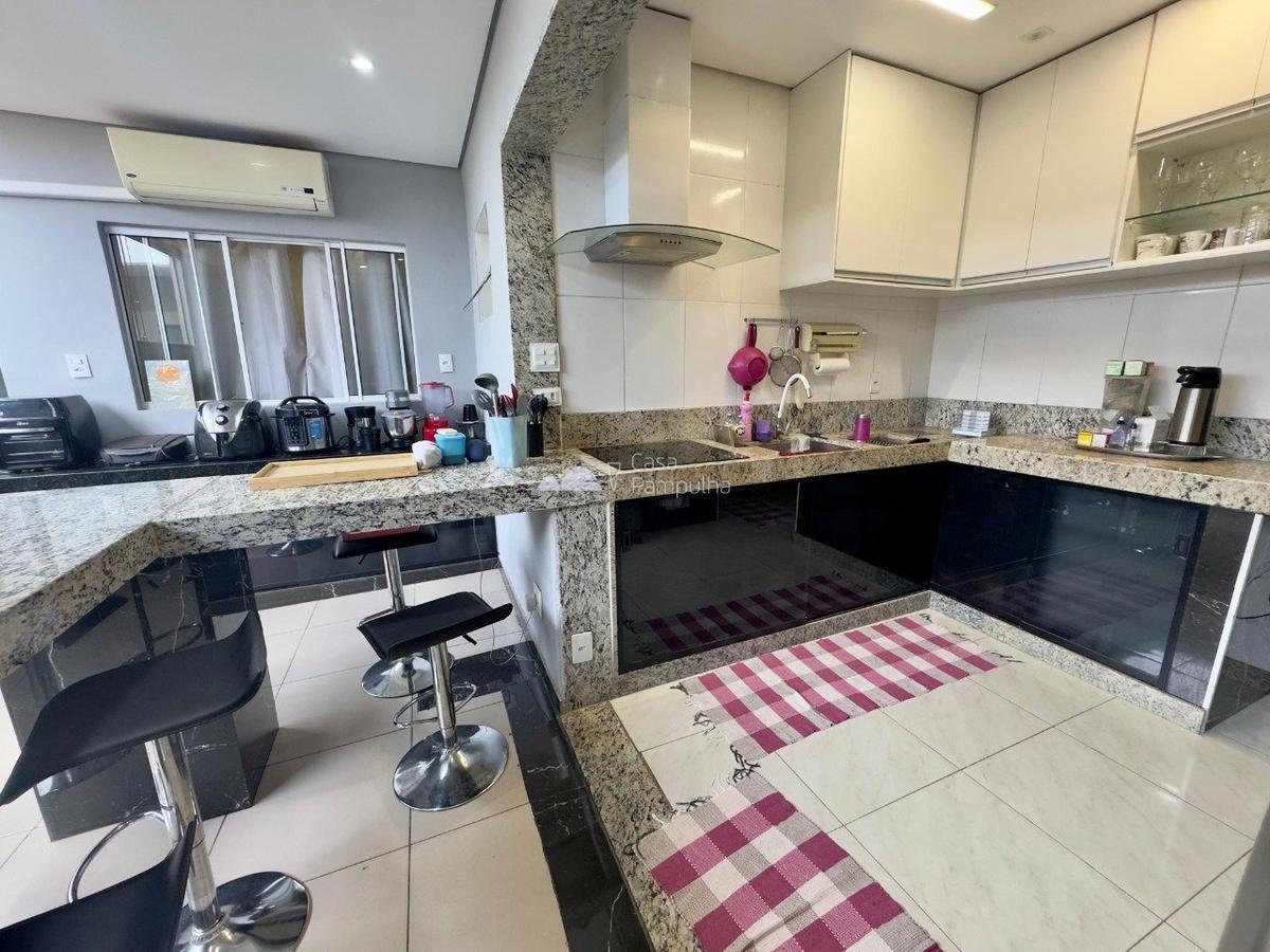 Casa, Jardim Leblon, 3 Quartos, 3 Vagas, 1 Suíte