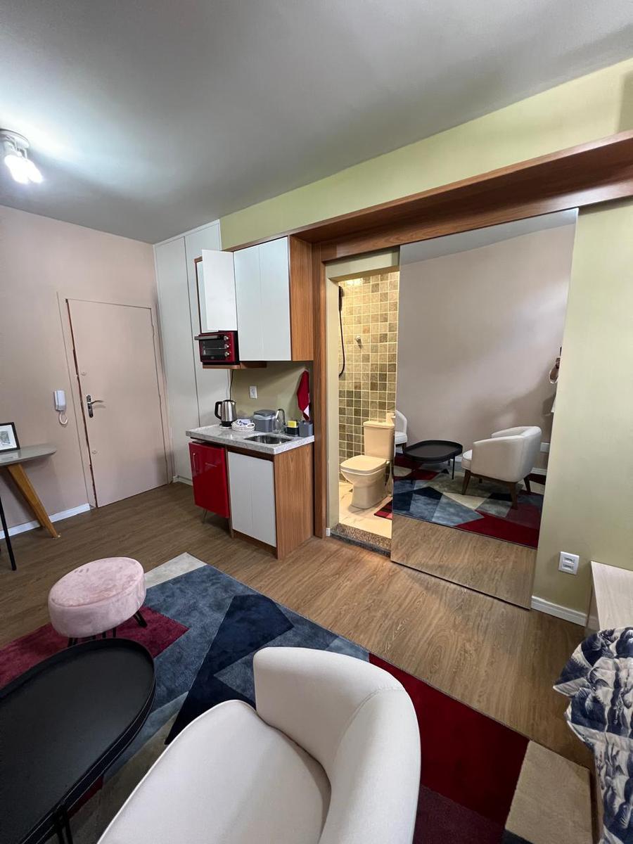 Sala, Barro Preto, 0 Quarto, 0 Vaga