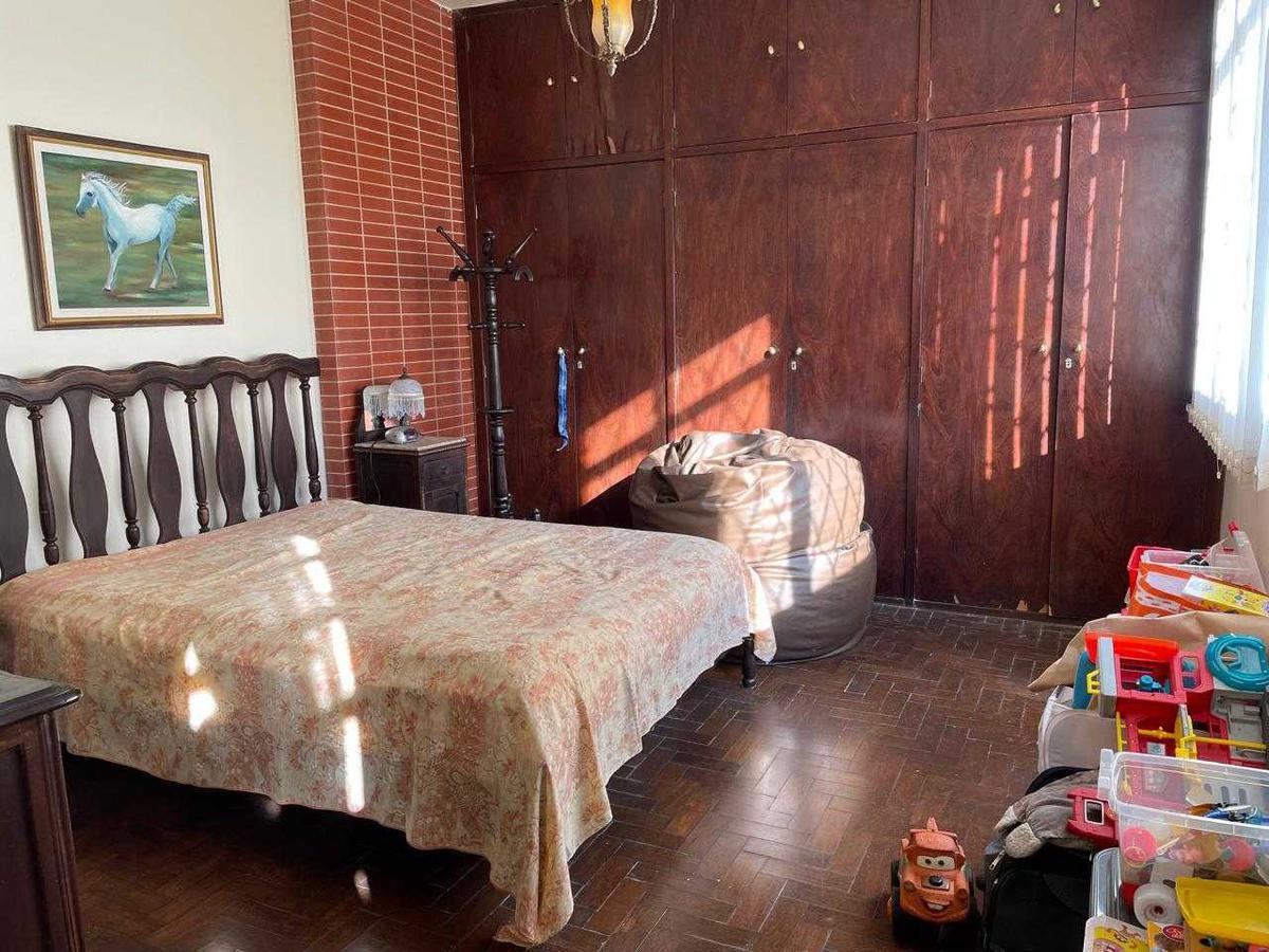 Casa, Cidade Nova, 4 Quartos, 2 Vagas, 1 Suíte