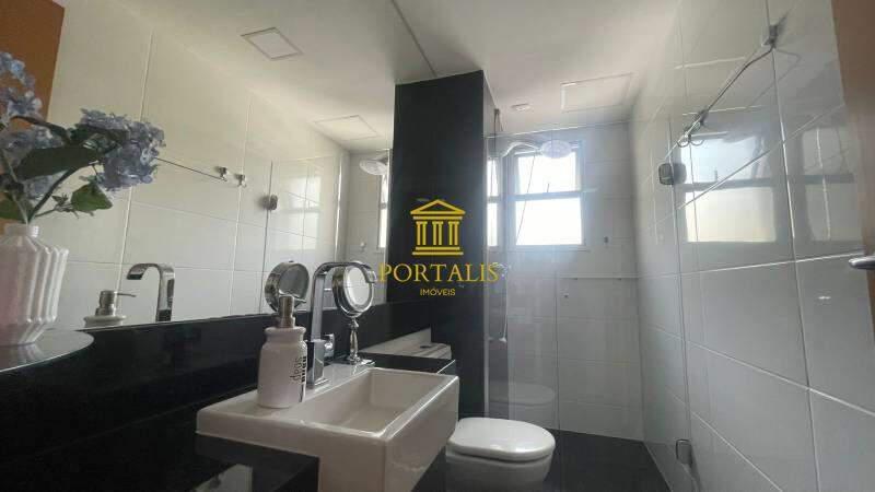 Apartamento, Lourdes, 2 Quartos, 2 Vagas, 1 Suíte