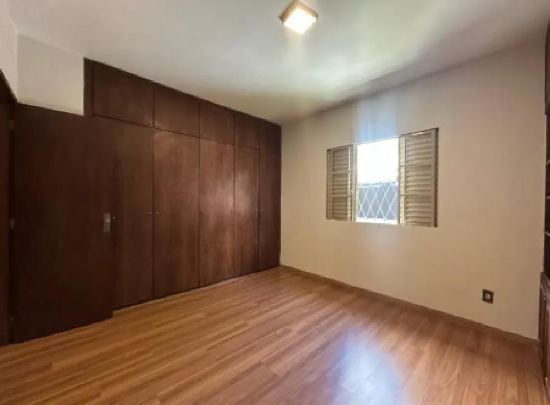 Casa, Padre Eustáquio, 5 Quartos, 2 Vagas, 1 Suíte