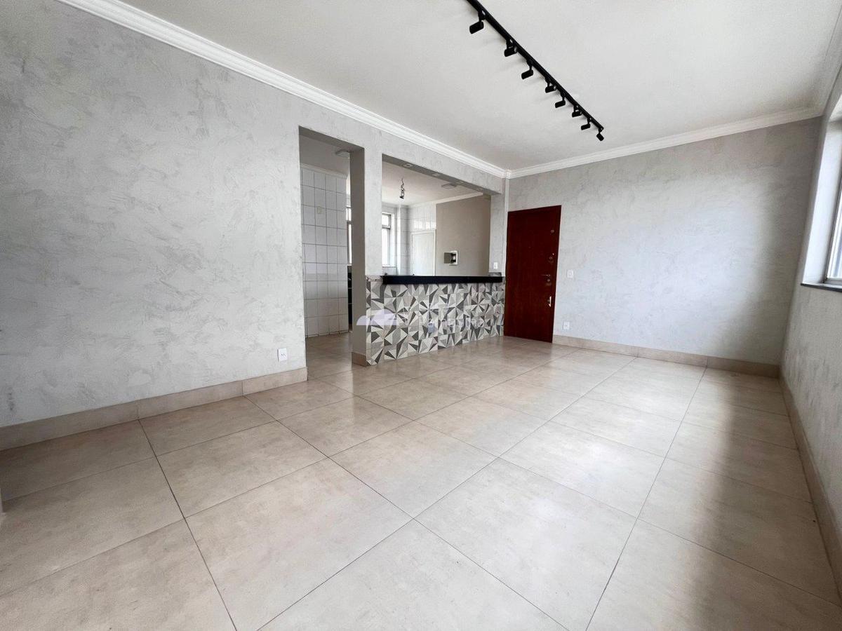 Apartamento, Ouro Preto, 3 Quartos, 2 Vagas, 1 Suíte
