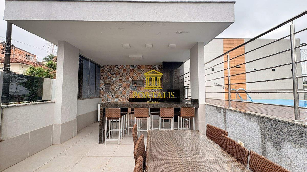 Apartamento, Sagrada Família, 3 Quartos, 2 Vagas, 1 Suíte