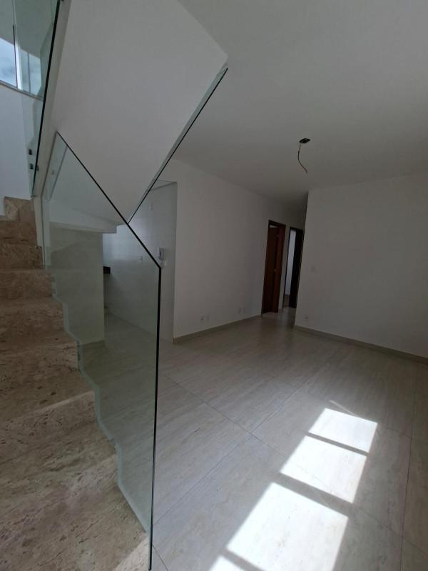 Cobertura, Santa Cruz (barreiro), 3 Quartos, 2 Vagas, 1 Suíte