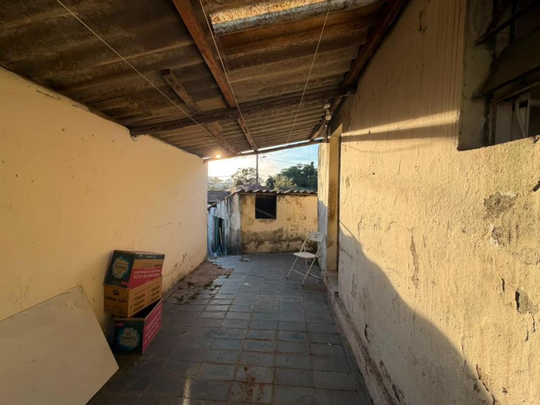 Lote, Itapoã, 4 Quartos, 3 Vagas, 1 Suíte