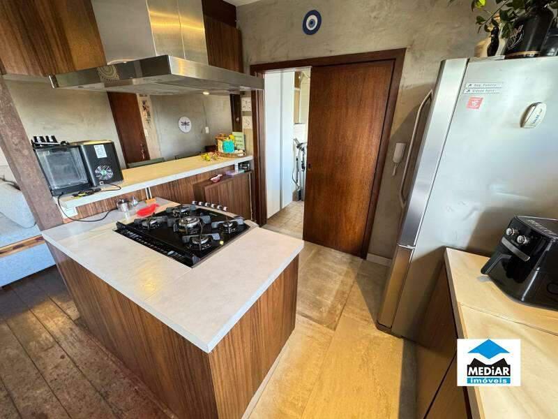 Apartamento, Sagrada Família, 3 Quartos, 1 Vaga, 1 Suíte
