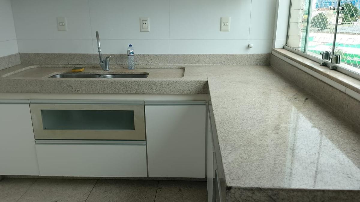 Cobertura, São Luiz (pampulha), 2 Quartos, 2 Vagas, 1 Suíte