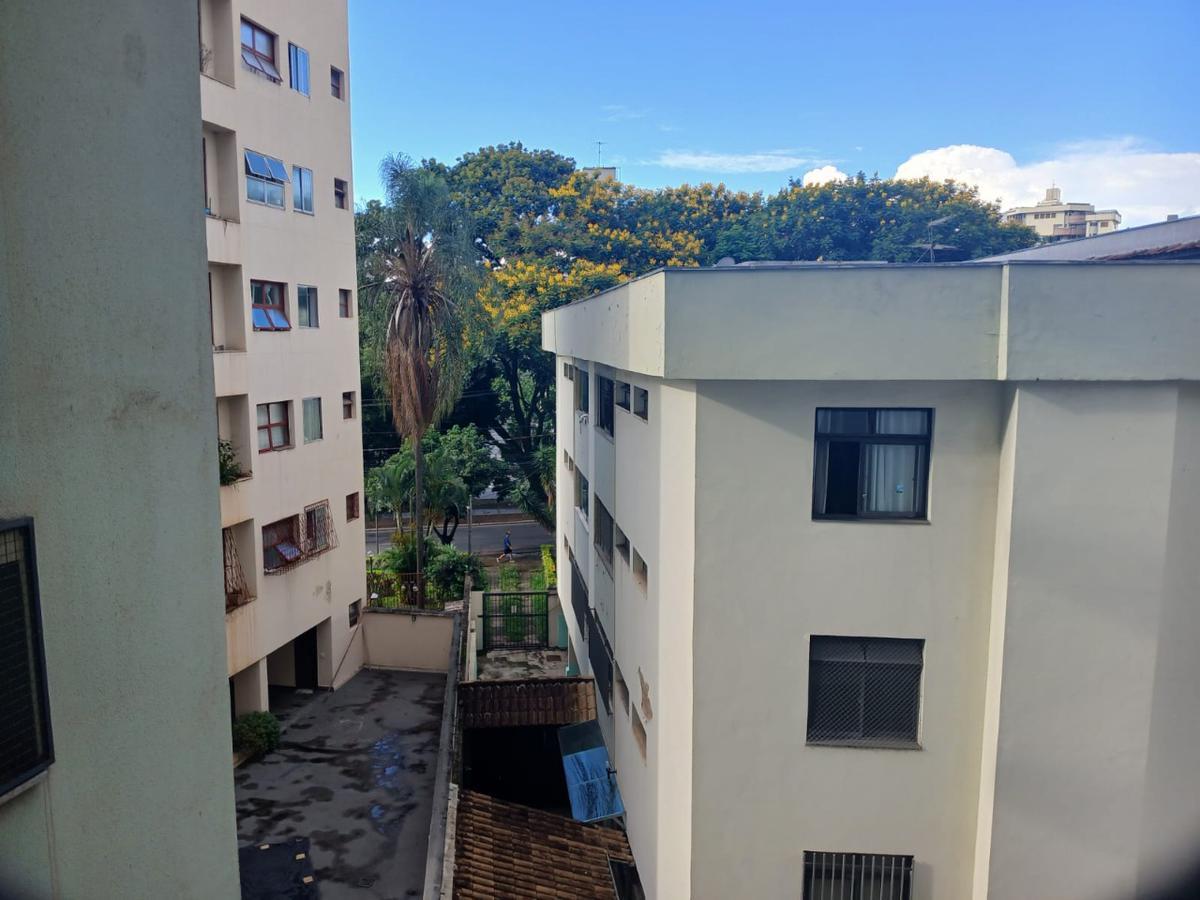 Apartamento, Sagrada Família, 3 Quartos, 1 Vaga, 1 Suíte