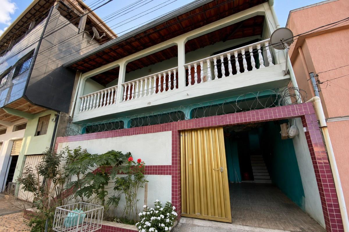 Casa, Tirol (barreiro), 4 Quartos, 1 Vaga