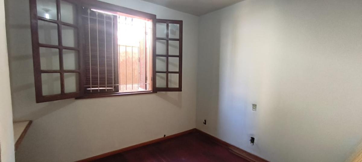 Casa, Santa Lúcia, 6 Quartos, 3 Vagas, 1 Suíte
