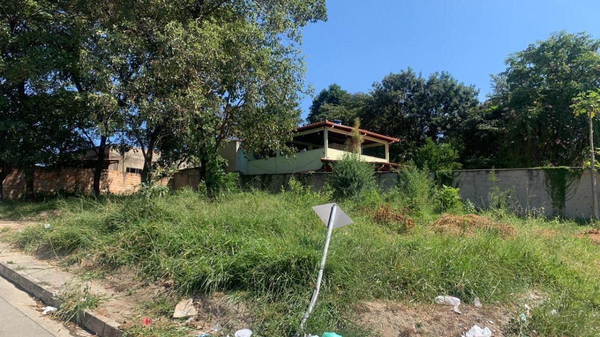 Lote, Petrovale, 0 Quarto, 0 Vaga
