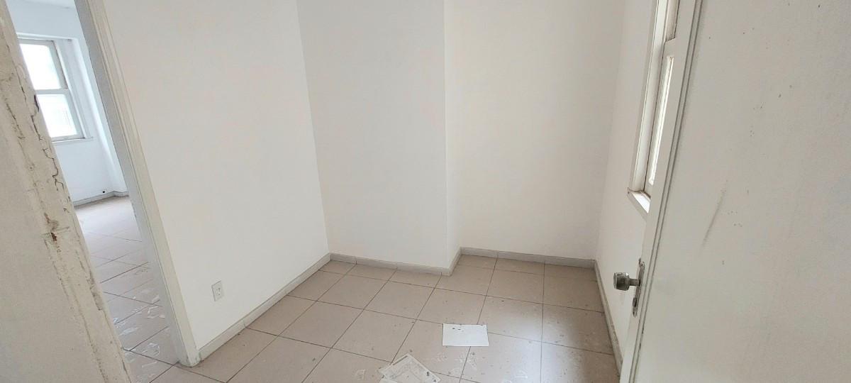 Sala, Centro, 0 Quarto, 0 Vaga