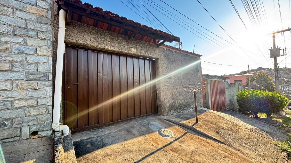 Casa, São Benedito, 4 Quartos, 2 Vagas, 1 Suíte
