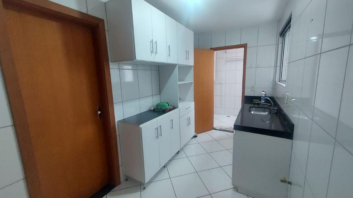 Apartamento, Santa Cruz, 3 Quartos, 2 Vagas, 1 Suíte