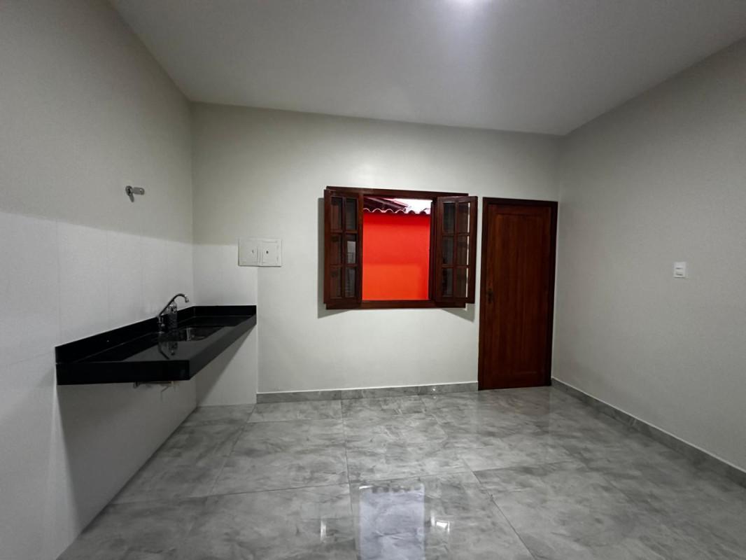 Casa, Centro, 3 Quartos, 2 Vagas, 1 Suíte