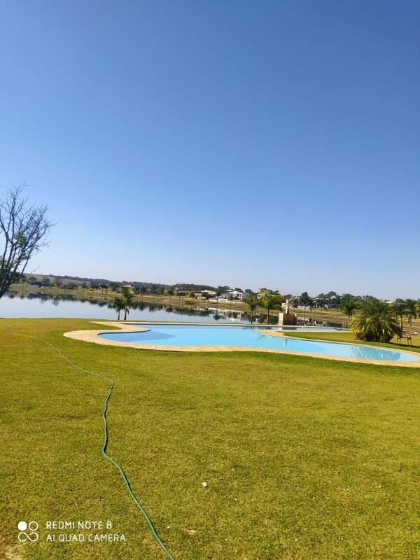 Lote, Centro, 0 Quarto, 0 Vaga