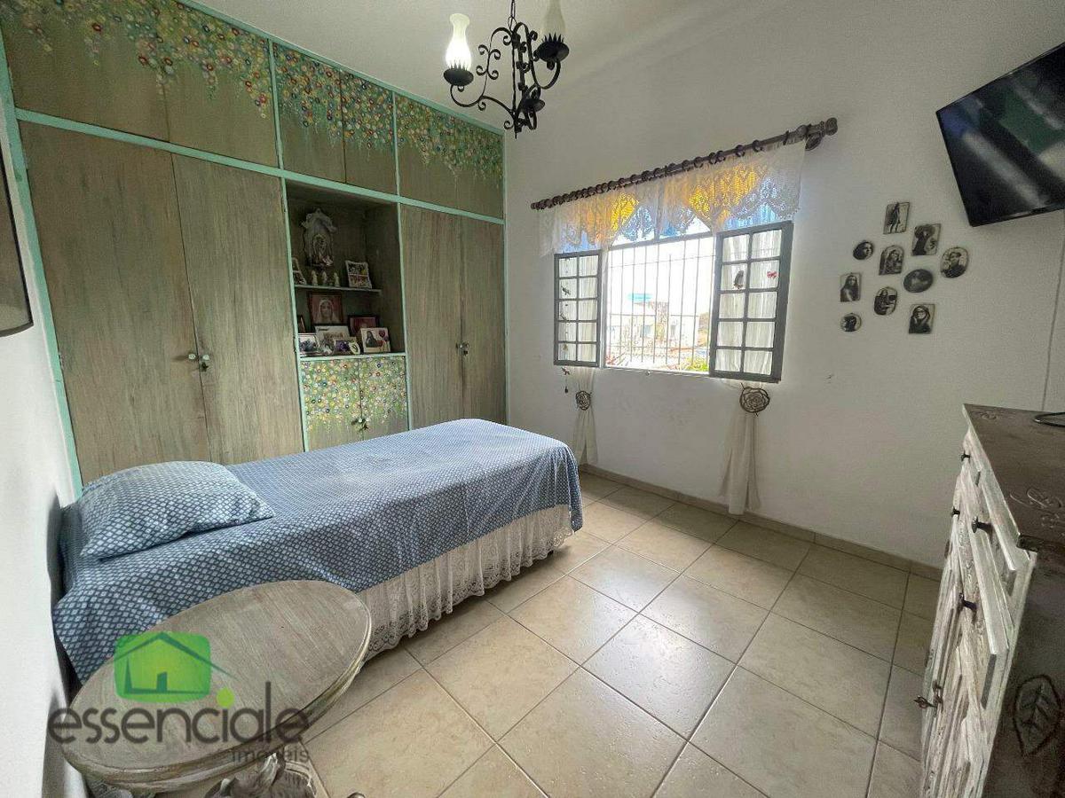Casa, Novo Riacho, 4 Quartos, 2 Vagas, 1 Suíte