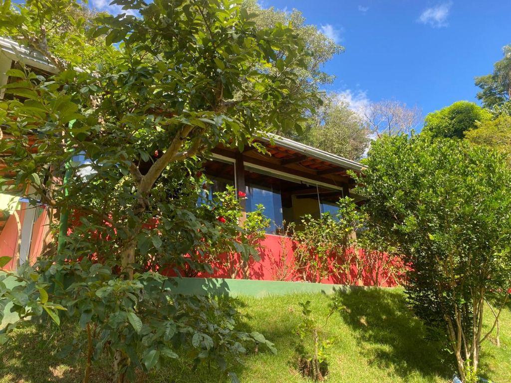 Fazenda, Ravena, 2 Quartos, 0 Vaga, 2 Suítes