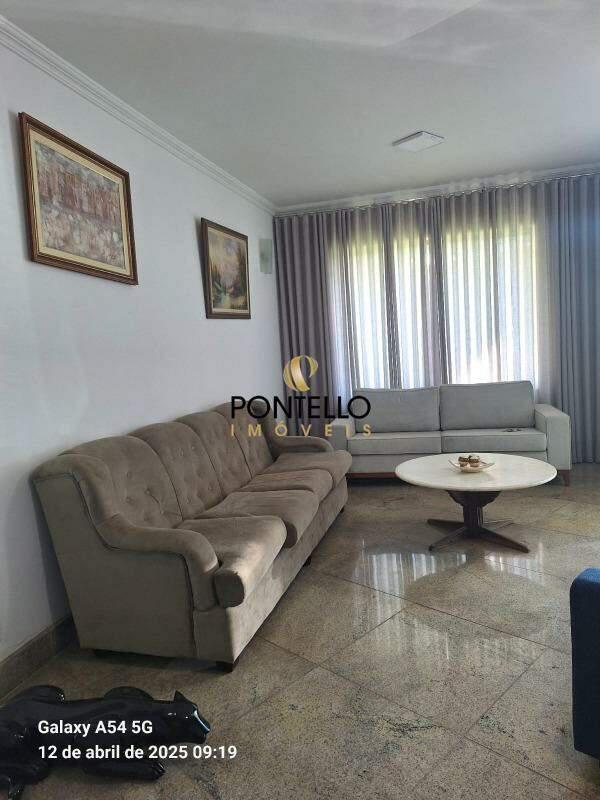 Casa, Mangabeiras, 4 Quartos, 4 Vagas, 2 Suítes