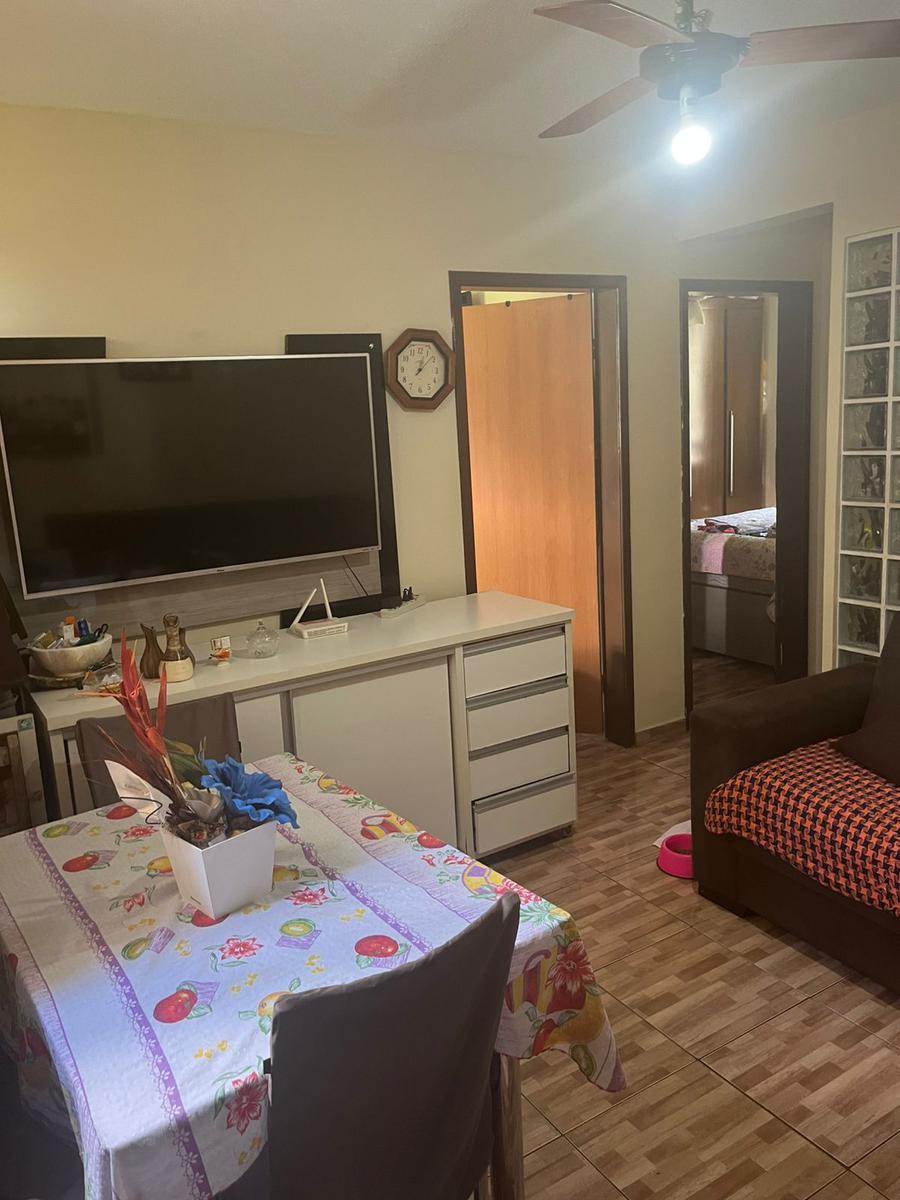 Apartamento, Jardim Vitória, 2 Quartos, 0 Vaga
