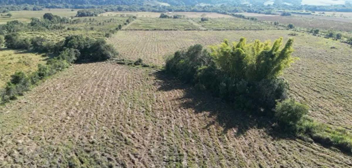 Fazenda, Zona Rural, 2 Quartos, 0 Vaga, 2 Suítes