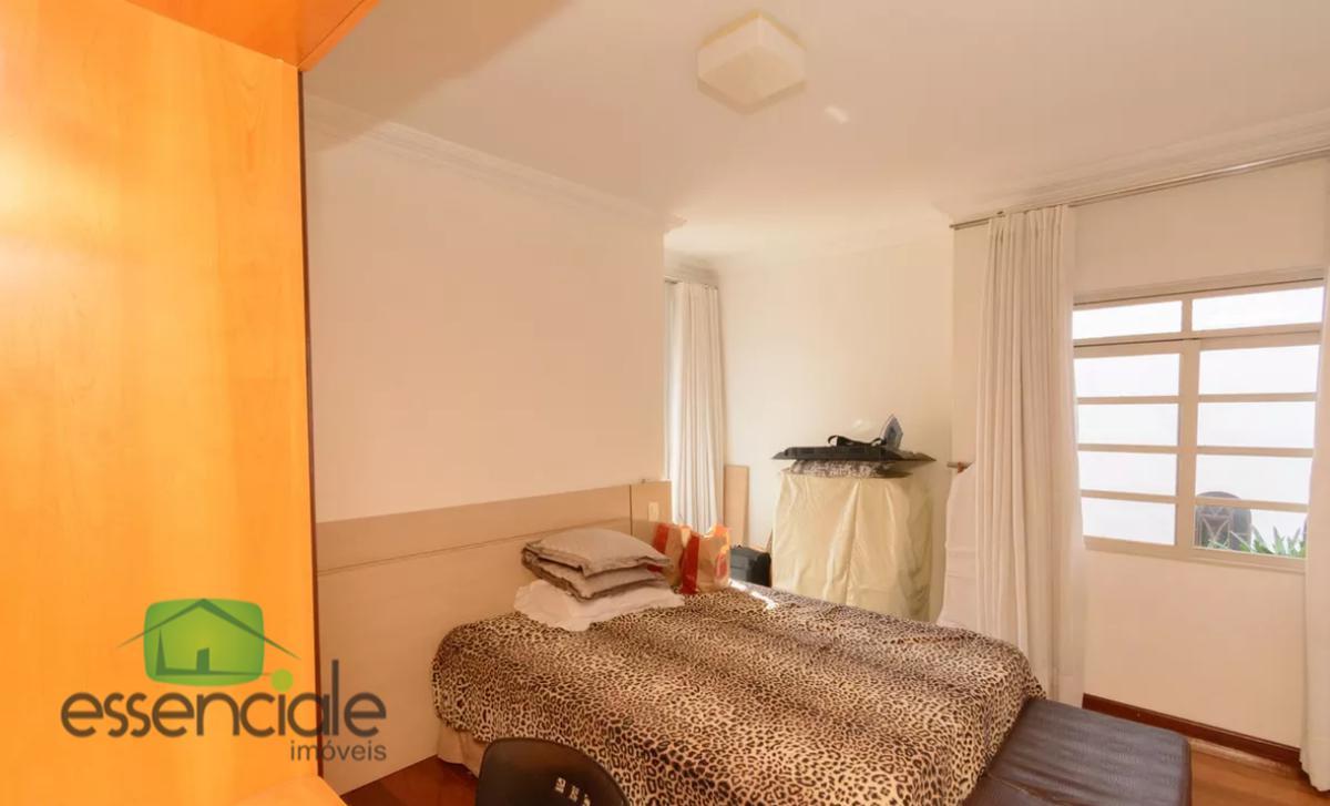 Casa, Jardim Riacho das Pedras, 3 Quartos, 4 Vagas, 1 Suíte