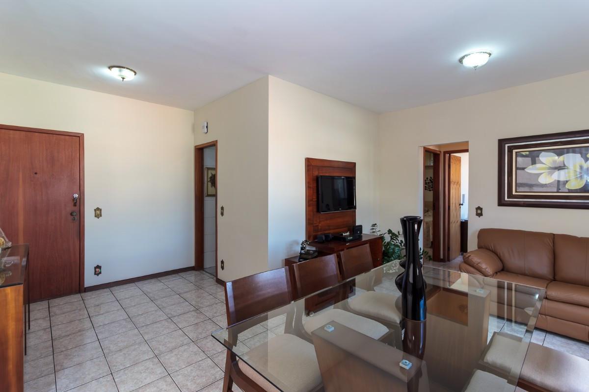 Apartamento, Floresta, 2 Quartos, 1 Vaga, 1 Suíte