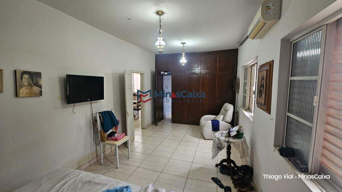 Casa, São José, 3 Quartos, 2 Vagas, 1 Suíte