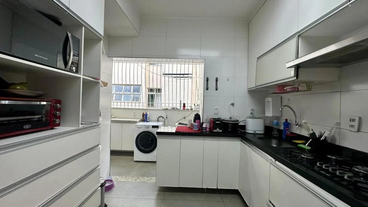 Cobertura, Luxemburgo, 4 Quartos, 2 Vagas, 1 Suíte