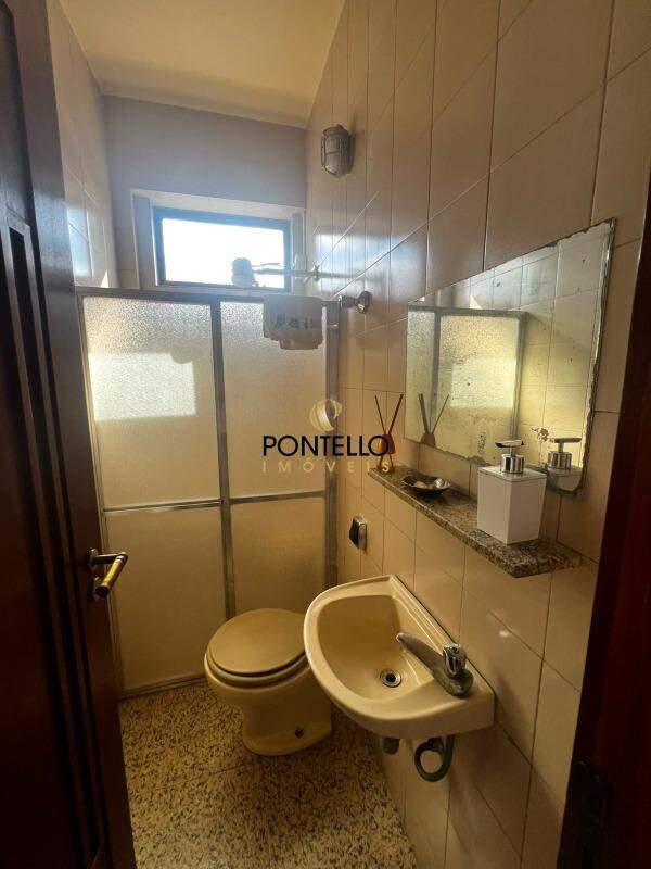 Cobertura, Centro, 4 Quartos, 2 Vagas, 2 Suítes