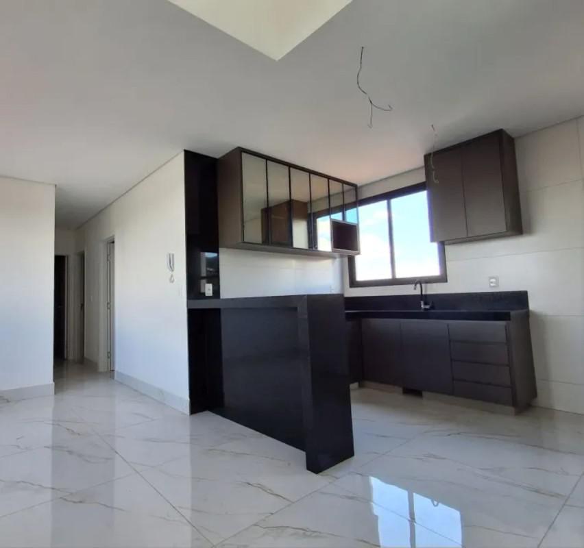 Cobertura, Planalto, 4 Quartos, 2 Vagas, 2 Suítes