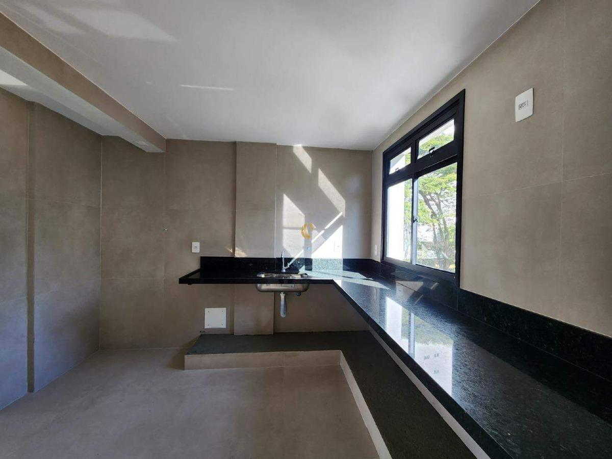 Cobertura, Serra, 3 Quartos, 0 Vaga, 1 Suíte