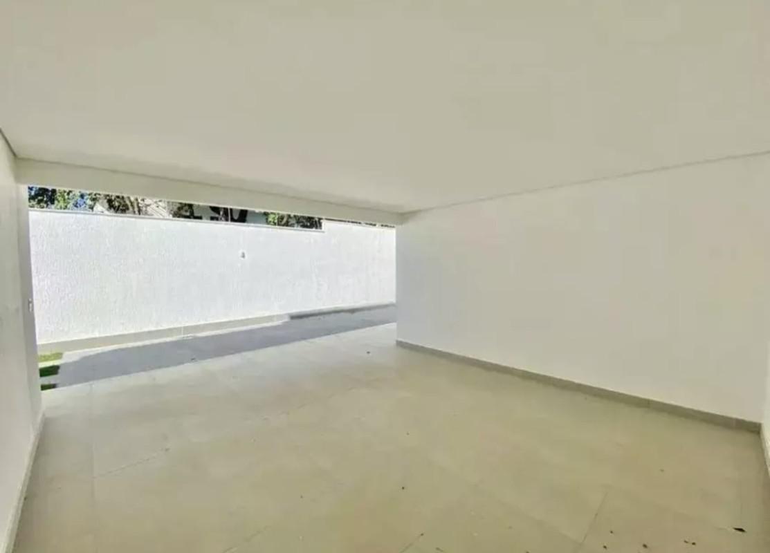 Casa, Trevo, 3 Quartos, 2 Vagas, 1 Suíte